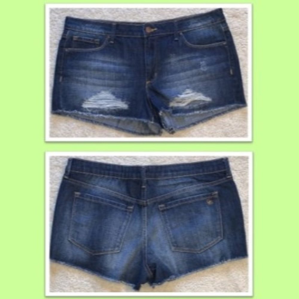 Jessica Simpson Palm Fray Jean Shorts Size 31